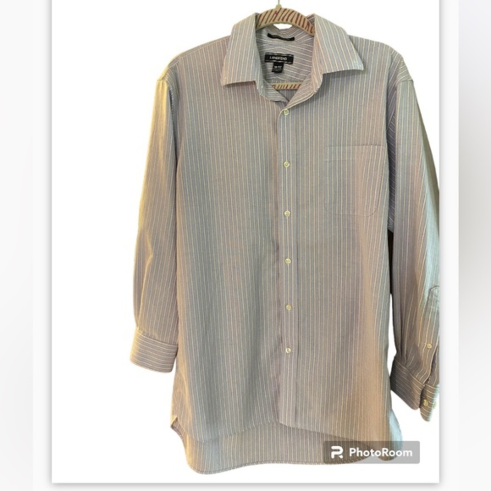Lands End long sleeve shirt. Size 16-32 traditional fit.‎ No iron Oxford.